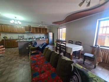 Продажа домов: Дом, 200 м², 6 комнат, Агентство недвижимости at lalafo.kg — 8 Продажа домов: Дом, 200 м², 6 комнат, Агентство недвижимости — 8