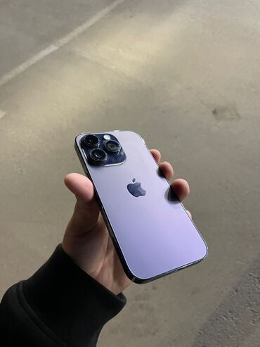 айфон золотой: IPhone 14 Pro, Б/у, 256 ГБ, Deep Purple, Кабель, Чехол, Коробка, 77 %