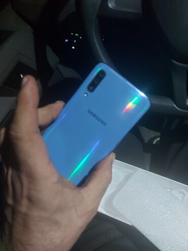Samsung: Samsung Galaxy A70, 128 GB, bоја - Svetloplava, Dual SIM — 9