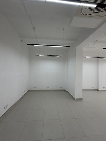 red centr: Офисное помещение 77 квадратных метров в современном бизнес-центре — 4