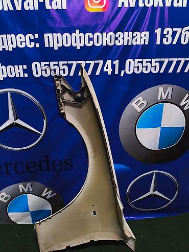 bmv e32: Крыло Переднее правое BMW, 2004 г., Б/у, Оригинал — 2