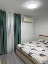 продаю дом в районе фучика: Студия, Жаздык, жууркан-төшөк каптары, Кондиционер, Домофон