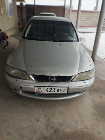 Opel: Opel Vectra: 1999 г., Механика, Бензин, Седан