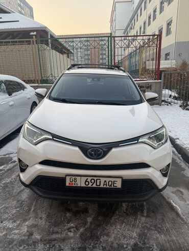 Toyota: Toyota RAV4: 2018 г., 2.5 л, Гибрид