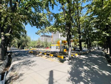 дом отдых: 3 бөлмө, 75 кв. м, Элитка, 12 кабат, ПСО (өзү оңдоп түзөтүп бүтүү үчүн)