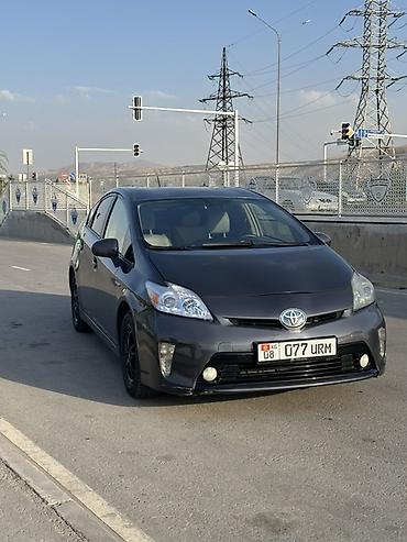 хайландер платинум: Toyota Prius: 2015 г., 1.8 л, Вариатор, Гибрид, Хэтчбэк — 1