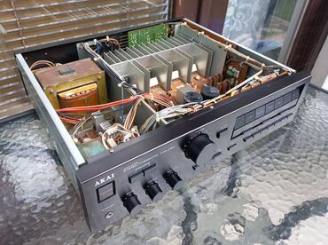 Pojačala i prijemnici: Akai AM-A70 potpuno ispravan, odlicno ocuvan. Odlicno zvucno, mekan — 11