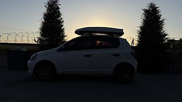 японка машина: Toyota Yaris: 2001 г., 1.3 л, Механика, Бензин, Хэтчбэк — 5