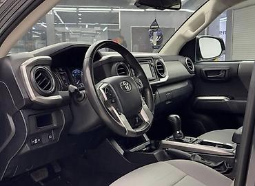 Toyota Tacoma: 2019 г., 3.5 л, Автомат, Бензин, Пикап — 10