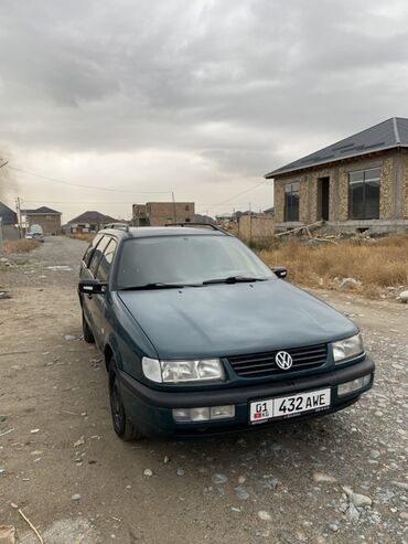 движок на пассат: Volkswagen Passat Variant b4 mono (универсал), темно‑зеленый цвет