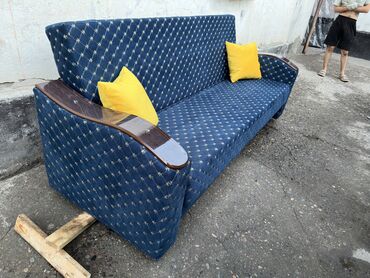 Угловые диваны: Новые раскладные диваны.прямо из цеха. Расцветки много. Ткан — 12