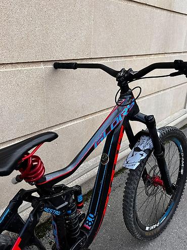 velpsiped: Giant Glory 2 2014(Slope Build) Amortizatorlar 200 saat servis olunub — 2
