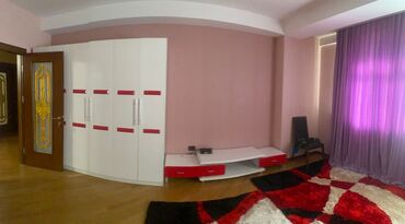 Həyət evləri və villaların satışı: Şəhər mənzərəsinə açılan balkonları olan möhtəşəm fasadlı 4 mərtəbəli — 27