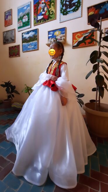 Прокат детских карнавальных костюмов: Платье сшито на заказ подойдет на 7-8- лет
