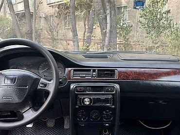 авто из киргистана: Volkswagen Vento: 2000 г., 1.5 л, Механика, Газ — 5