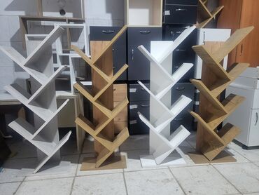 Rəflər: Yeni, Kitab rəfi — 3