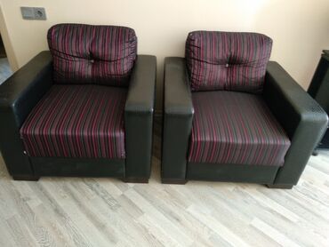 işlənmiş cən: Ünvan - Masazır/Yeni Bakı yaşayış massivi 2 kreslo 65 manata