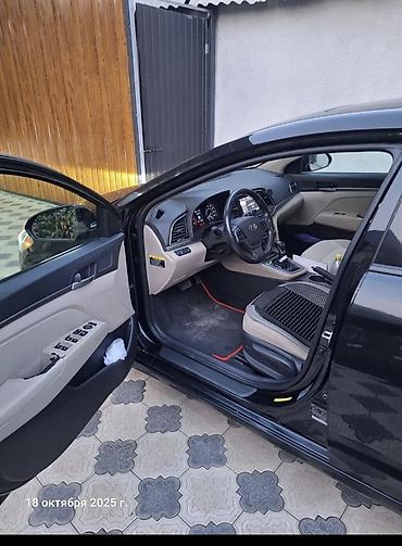 Hyundai: Hyundai Elantra: 2017 г., 2 л, Автомат, Бензин, Седан — 6