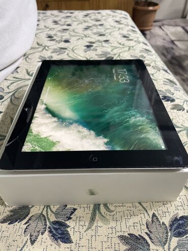 apple ipad: Ipad 64gb normal veziyette.Ekranda cartlar var islemesine gore problem