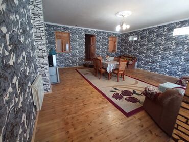 Mənzil kirayələyirəm: 4 otaqlı, 120 kv. m — 6