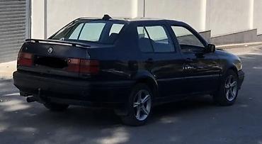 Volkswagen: Volkswagen Vento: 1992 г., 1.8 л, Механика, Бензин, Седан — 3