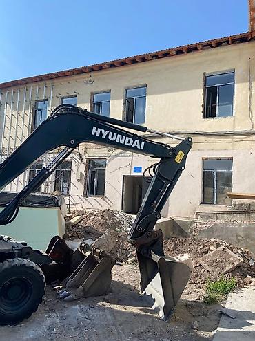 e klass: Экскаватор, Hyundai, Колесный — 2
