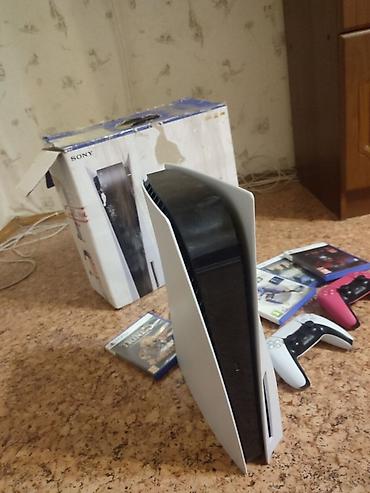 ps5 games: PlayStation 5 (версия с дисководом) в комплекте. Состав набора: - — 3