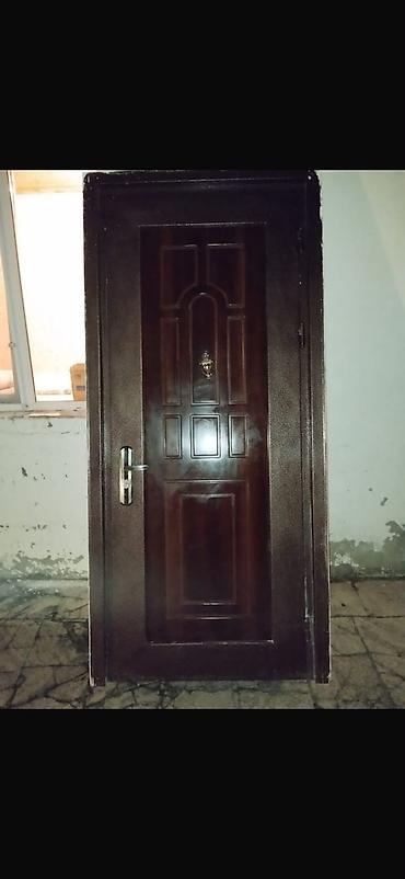 Seyf qapi 220/95sm
140azn qiymet sondur
Bileceri 8187 leli