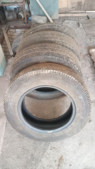авто под рассрочку: Шиналар 195 / 70 / R 15, Жай, Колдонулган, Комплект, Жеңил коммерциялык транспорт (C/LT), Кытай, Hankook