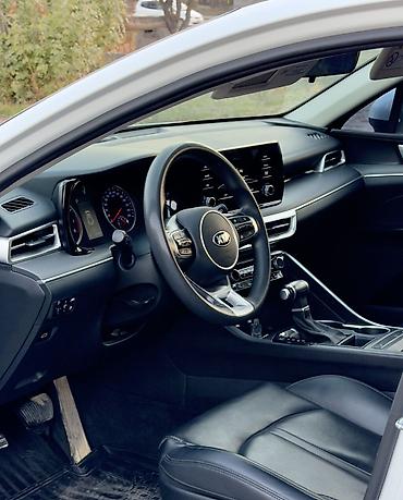 grand cherokee: Kia K5: 2021 г., 2 л, Автомат, Газ, Седан — 7