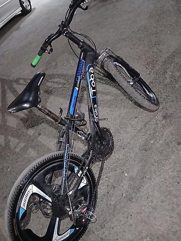 Dağ velosipedləri: 125 AZN 105 vererik Marka:toba pedalın biri çıxıb birdə topu — 6