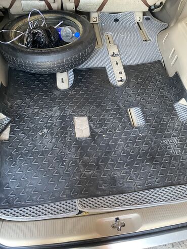резиновые лодки: Резиновые Полики Для багажника Lexus, цвет - Черный, Б/у, Бесплатная доставка