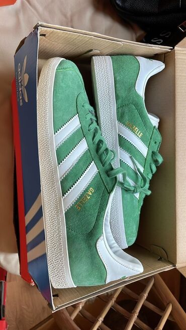 metro obuca нови пазар – слике: Patike, Adidas, veličina - 44