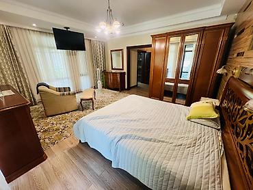 Продажа квартир: 2 комнаты, 109 м², ул. Ахунбаева / Малдыбаева Элитка, 1 этаж, Евроремонт — 3