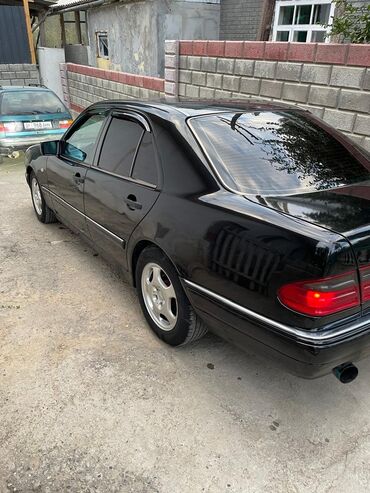 автомобили для инвалидов с ручным управлением: Mercedes-Benz E-Class: 1996 г., 2.3 л, Механика, Бензин, Седан