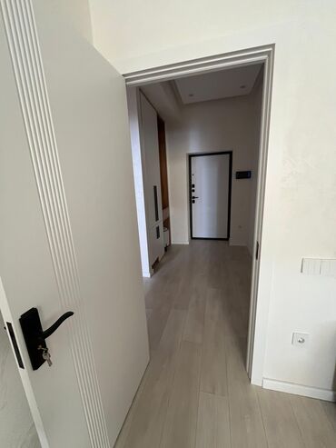 Uzunmüddətli kirayə mənzillər: Müasir dizaynda tam mebel və texnika ilə təchiz olunmuş 2 otaqlı — 16