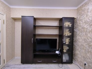 горка в зал под телевизор: Гарнитур для зала, Тумба под ТВ, ДСП
