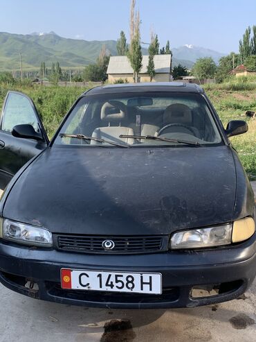 Mazda: Mazda 626: 1992 г., 2 л, Механика, Бензиновая, Седан — 2