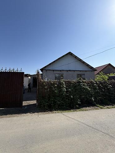 Продажа коттеджей и домов: 📢 ПРОДАЁТСЯ ДОМ! 📍 Рядом с новым Ош базаром 📍 Дача Достук, 5-линия 🏠 — 1