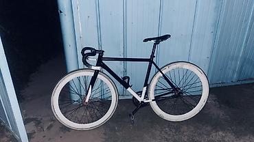 обувь для работы: Фикс-байк (single speed) в стильной чёрно-белой расцветке. Основные — 5