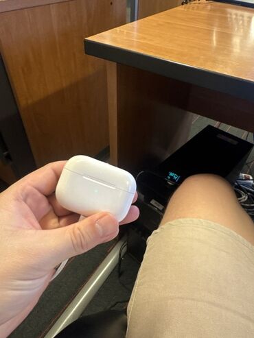 копия airpods pro: AirPods Pro Original. Левый наушник чуть барахлит