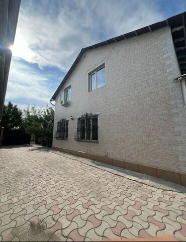 сниму квартиру ош: 130 кв. м, 4 бөлмө, Евроремонт, Кондиционер, Брондолгон эшиктер