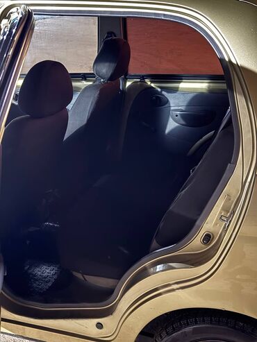 Daewoo: Daewoo Matiz: 2010 г., 0.8 л, Механика, Бензин, Хэтчбэк — 3