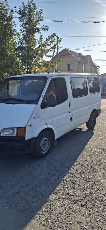 спиринтыр тди: Ford Transit: 1998 г., 2.5 л, Механика, Дизель, Van