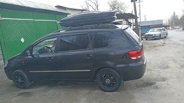 runx alex: Toyota Avensis Verso: 2003 г., 2 л, Механика, Бензин, Минивэн