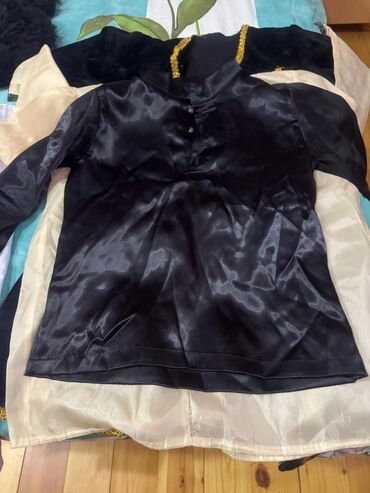 Milli geyimlər: Məhsul: Uşaq üçün milli geyim dəsti Təsvir: - Parlaq atlas — 16