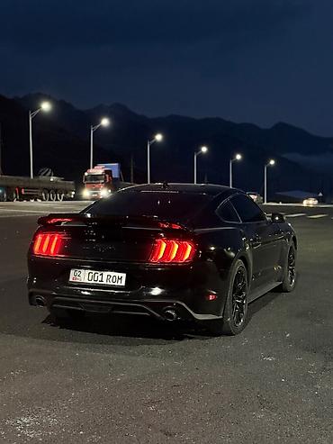 Ford Mustang: 2021 г., 2.3 л, Автомат, Бензин, Фастбек
