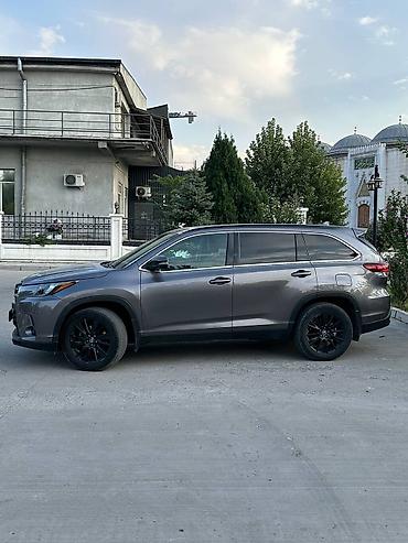 crv 2: Toyota Highlander: 2019 г., 3.5 л, Автомат, Бензин, Кроссовер — 2