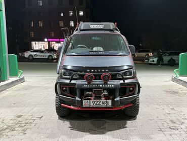 сапок грузовой самосвал: Mitsubishi Delica: 1997 г., 3 л, Автомат, Бензин, Вэн/Минивэн