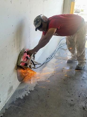 Beton işləri: Salamlar.Azərbaycanin istənilən bölgəsində beton kəsmə beton deşmə — 26